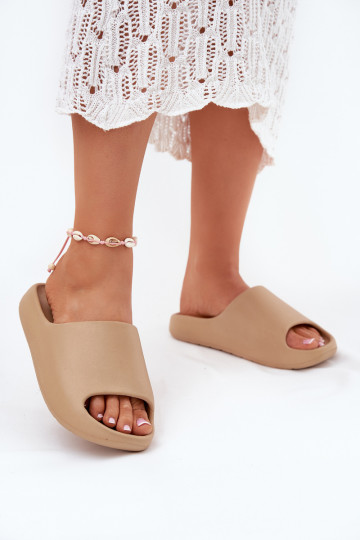 Pantoufles légères Pantoufles pour femmes beige Rivasol