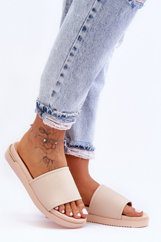 Feminin Hausschuhe mit einer Plattform Big Star LL274933 Beige