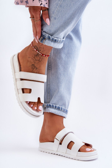 Het klassieke model Damespantoffels Initte kleur Molie