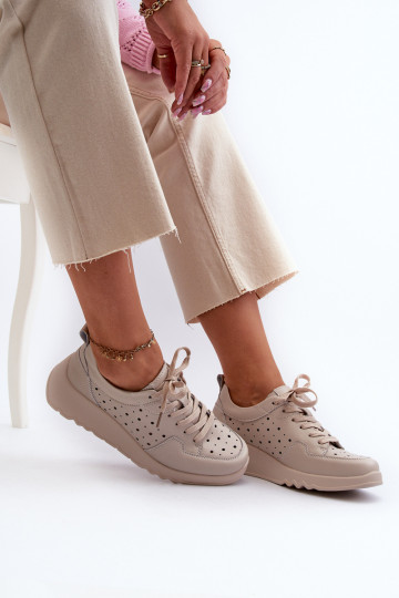 avec des éléments ajourés Féminin Chaussures modèle baskets Sur un coin Cuir naturel beige S.Barski LR482 2
