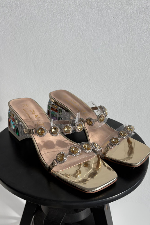 Pantoufles pour femmes aux yeux brillants D&A MR1037-02 couleur dorée