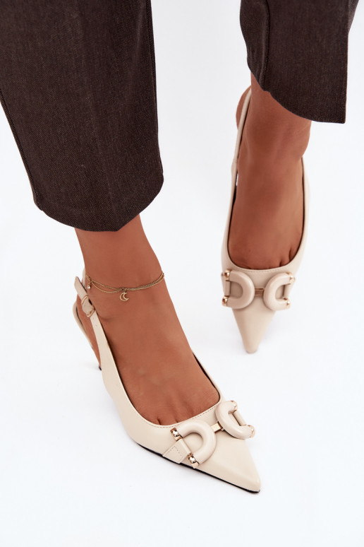 Sandales pour femmes avec des talons fins Avec des décorations Detalem couleur ivoire Brienne