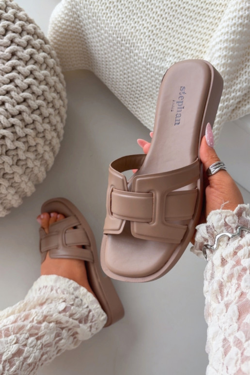 Pantoufles pour femmes avec des talons larges beige Lorania