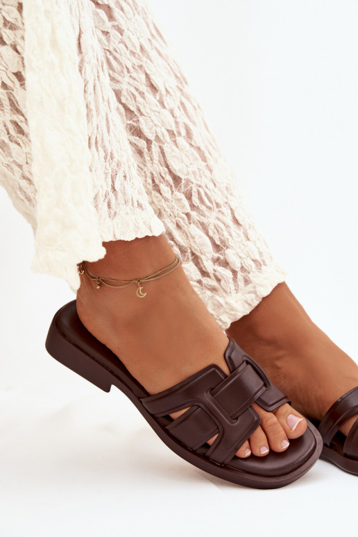 Pantoufles pour femmes avec des talons larges CzekoladoÀe Lorania