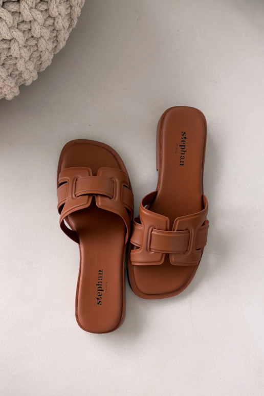 Pantoufles pour femmes avec des talons larges marron Lorania