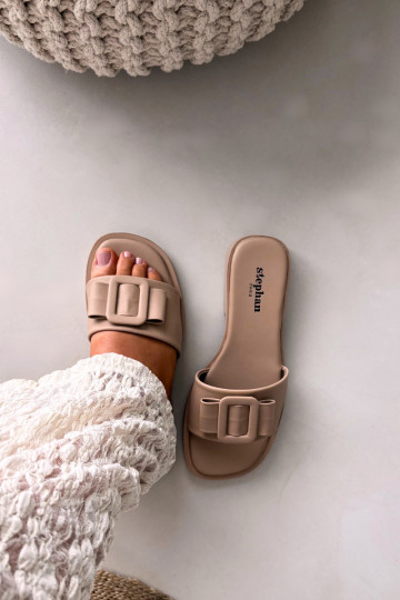 Chaussons pour femmes avec larges talons et boucles couleur sable « Melivra » 2