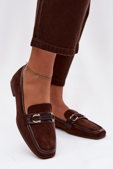 Damenmokassins mit dekorativen Elementen, in schokoladenbrauner Farbe Evelora