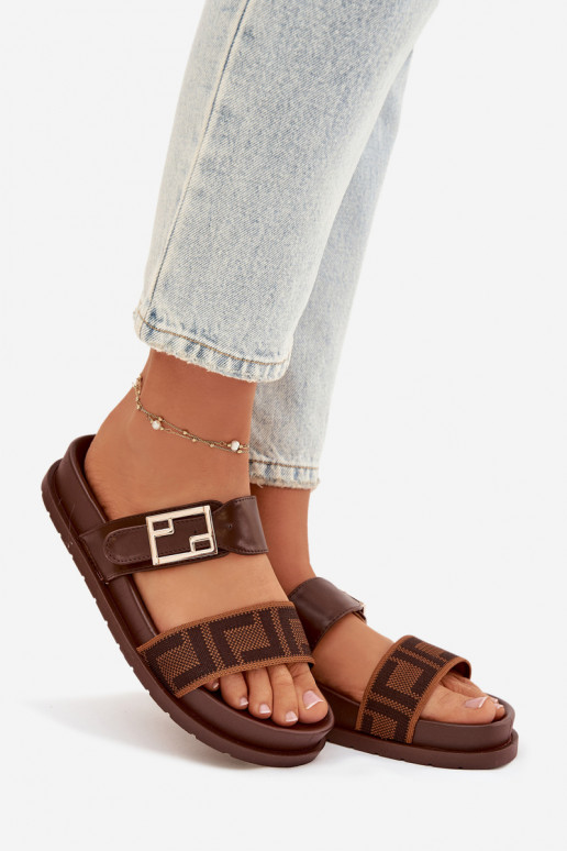 Chaussons pour femmes avec boucles dorées, couleur brune