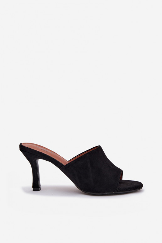 Pantoufles pour femmes avec des talons finsen daim écologiqueu couleur noire Isolia