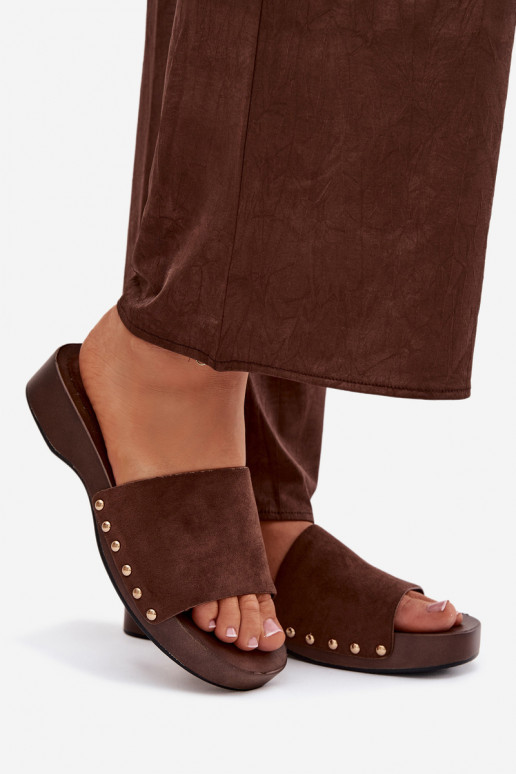 Pantoufles pour femmes Ze couleur doréemi Goujons CzekoladoÀe Ferinna