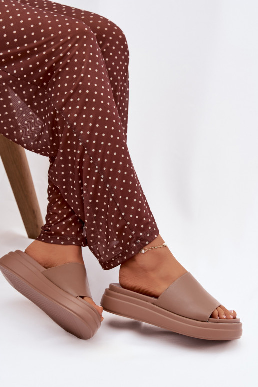 Damenhausschuhe mit einer Plattform Beige Tanelisse