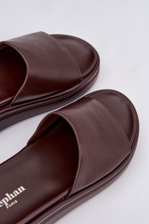 Pantoufles pour femmes avec une plateforme CzekoladoÀe Tanelisse