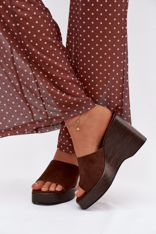 Damenhausschuhe Auf einem Keil CzekoladoZue Ravelia