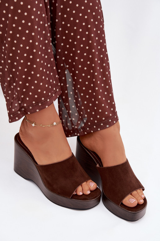 Pantoufles pour femmes Sur un coin CzekoladoÀe Ravelia