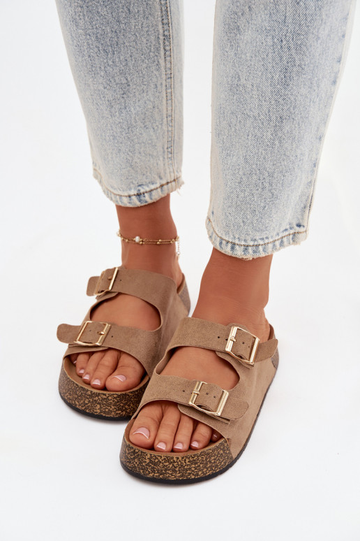 Damenhausschuhe mit einer Plattform Ze goldene Farbemi mit Schnallenmi Beige Tovessa