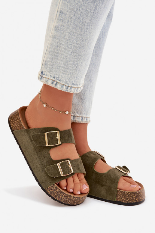 Damenhausschuhe mit einer Plattform Ze goldene Farbemi mit Schnallenmi grüne Farbe Tovessa