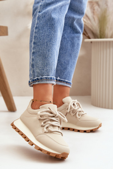 Sportliche Sneakers mit Plattform aus Kunstleder in sandfarben Riadella