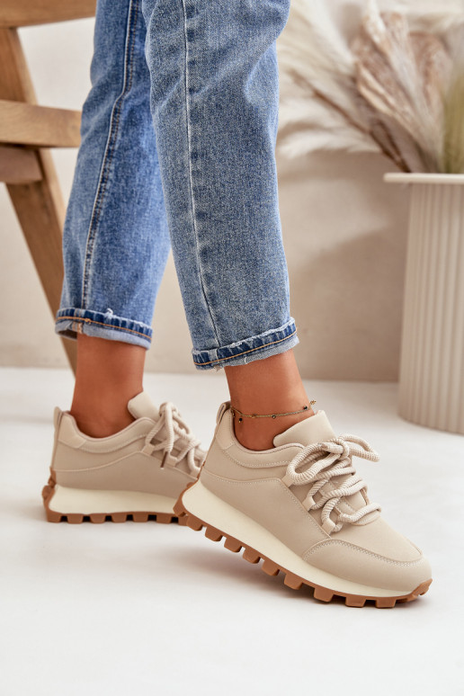 baskets Chaussures modèle baskets avec une plateforme en cuir écologique beige Riadella