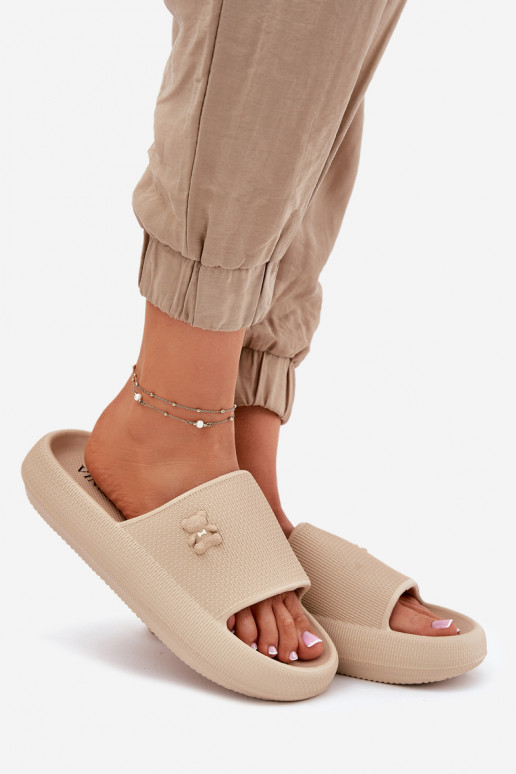 Leichte Hausschuhe Damenhausschuhe mit einer Plattform Mit Bär Vinceza 75210 Beige