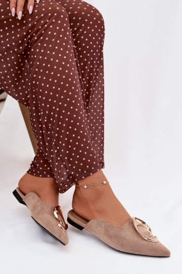 Damen sandfarbene Mules mit eleganten goldfarbenen Details Galvella