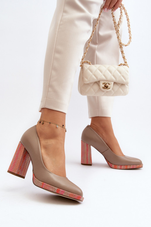 Chaussures avec des talons Laura Messi 2746 beige