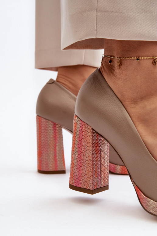 Chaussures avec des talons Laura Messi 2746 beige