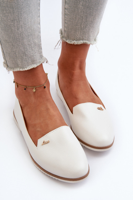Mocassins avec des talons larges Féminin couleur blanche Enzla