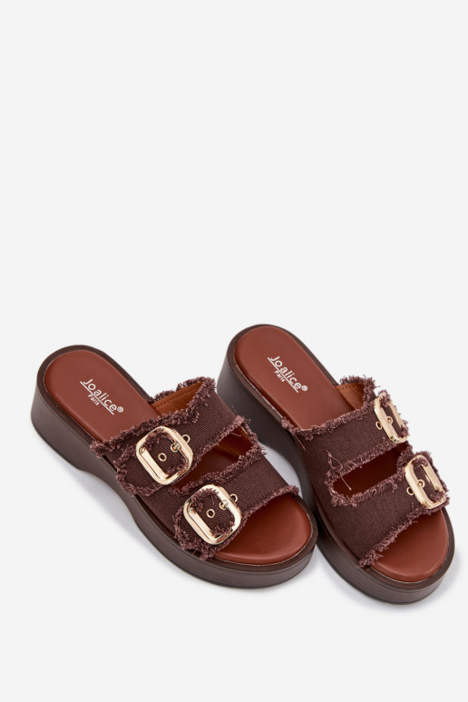 Damespantoffels met platform in goudkleur met chocoladebruine gespen