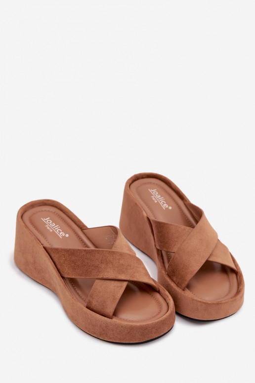 Chaussons pour femmes plateforme en daim synthétique „Calorine“ couleur marron