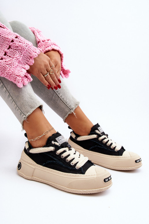 Féminin Chaussures modèle baskets GOE NN2N4061 couleur noire