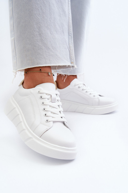 Peau Chaussures modèle baskets Féminin avec une plateforme couleur blanche Danida