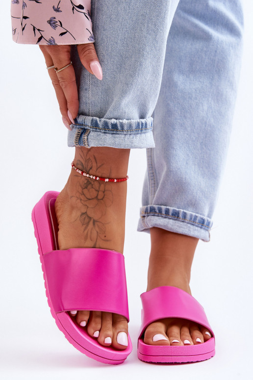 Het klassieke model Dames Slippers roze Rolien