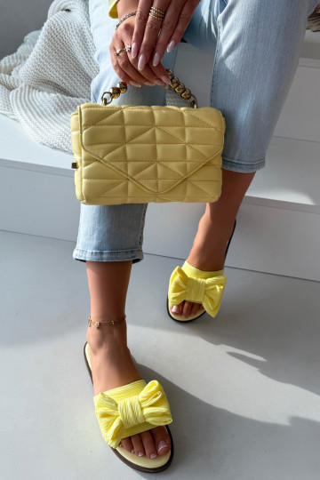 Pantoufles pour femmes avec des talons larges avec des rubans couleur jaune Amivelle 2