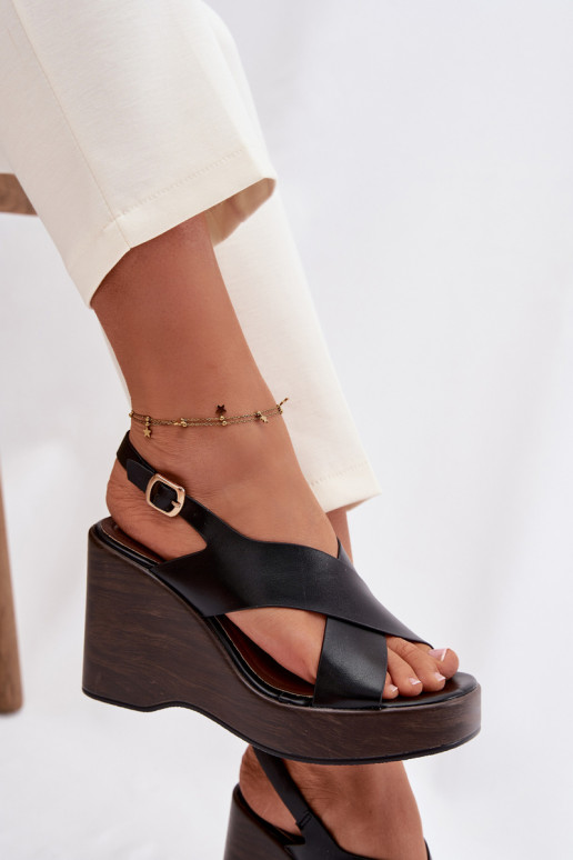 Sandales pour femmes en cuir écologique Activé cothurneie couleur noire Janivra
