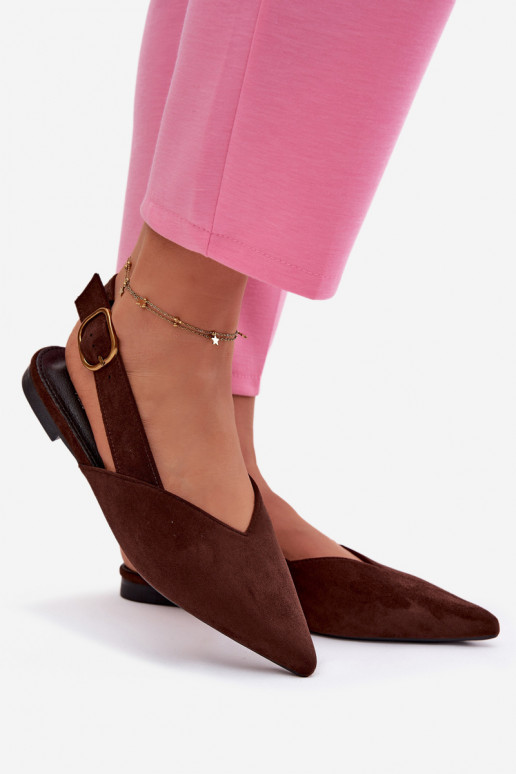 Ballerinas met gouden gespen van eco-suèdeoIne CzekoladoIne Palerra