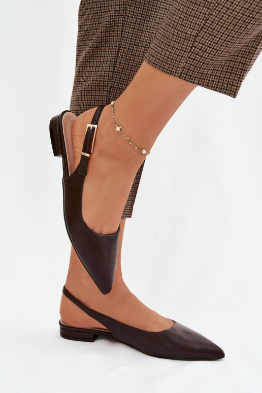 Chocolade Iverelle ballerina's met gouden gespen