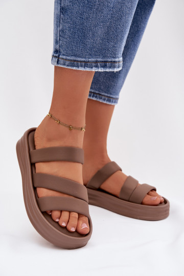  Pantoufles pour femmes avec une plateforme avec des bandes couleur kaki Liorine 2