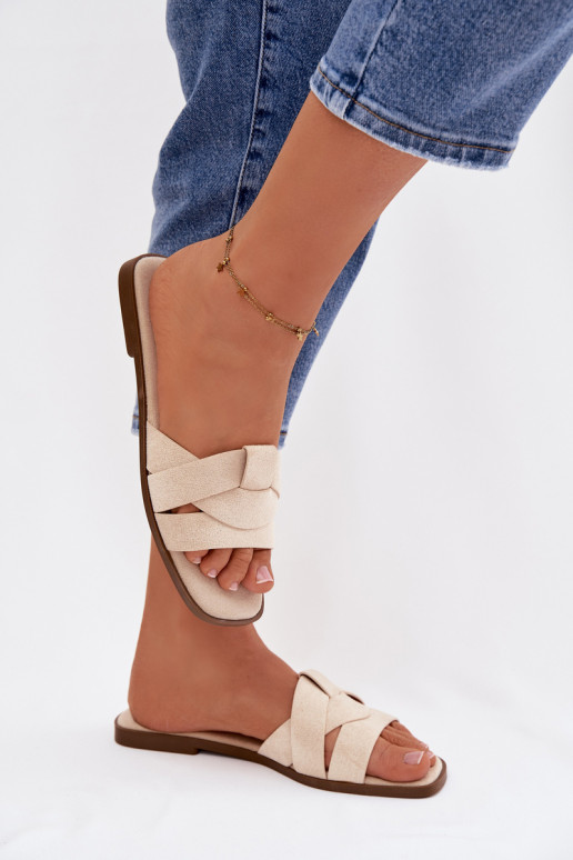 Chaussons Appartement pour femmes avec des bandes en daim écologiqueoÀe couleur ivoire Florane