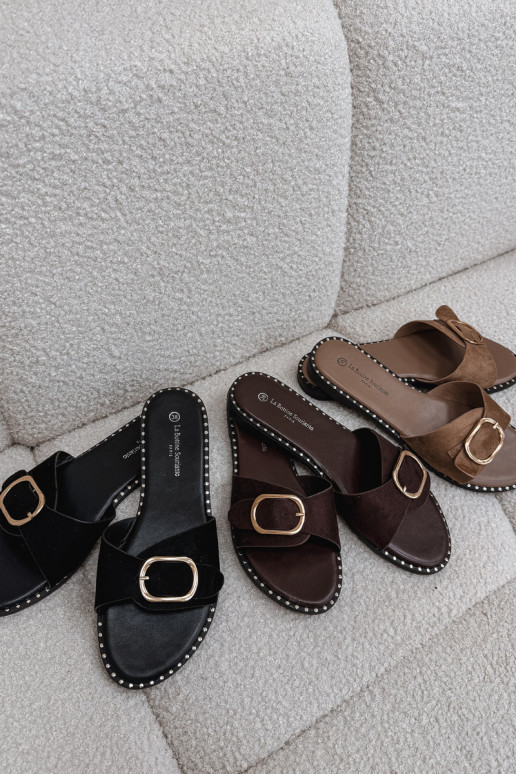 Pantoufles pour femmes avec des talons larges avec boucles dorées marron Selivelle