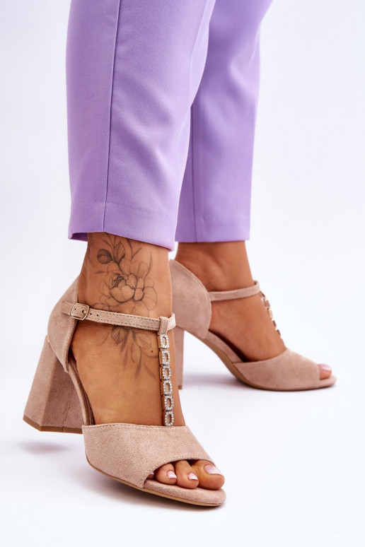 Elegante suède hoge hakken met sprankelende gaten beige Aniya