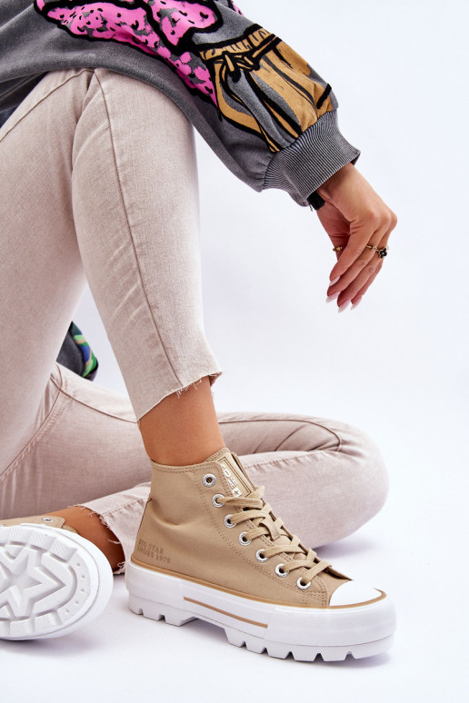 Grand  chaussures décontractées avec une plateforme Big Star LL274160 beige