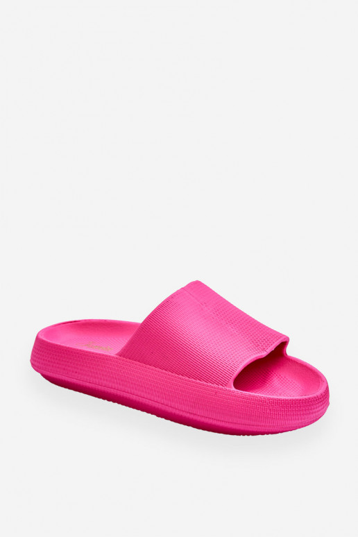 Modische Schaumstoff-Slipper auf einer massiven Plattform pinke Farbe Linnea