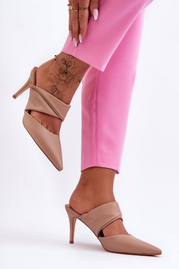 Pantoufles en cuir avec des talons fins beige Aveline 2