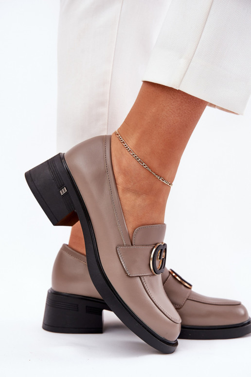 Peau Mocassins avec des talons Vinceza 18102 beige