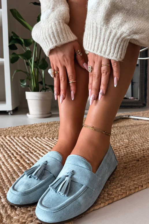 Mocassins féminins avec des franges couleur bleue