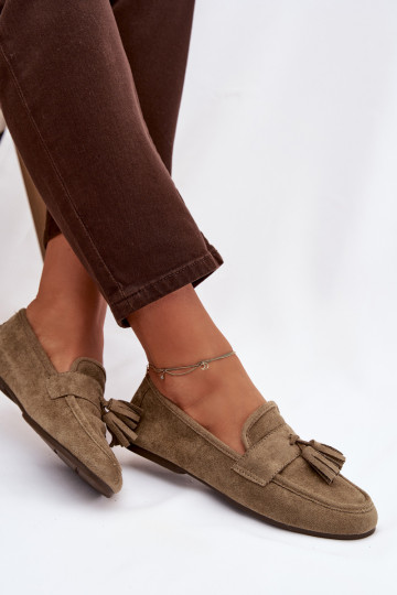 Mocassins féminins avec des franges couleur verte