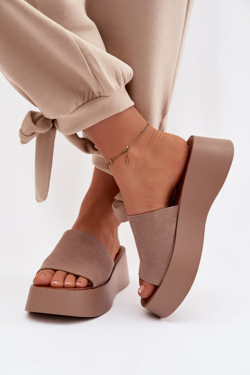 Damespantoffels met platform beige Liorisse