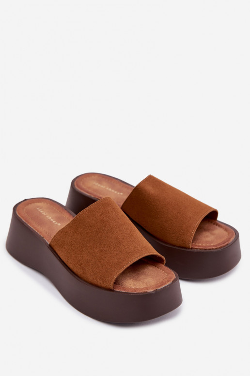 Damespantoffels met platform bruine kleur Liorisse