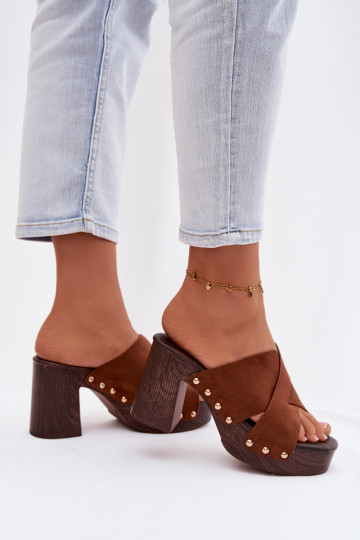 Damespantoffels met hakken Ze gouden kleurmi Studs bruine kleur Nerelle 2