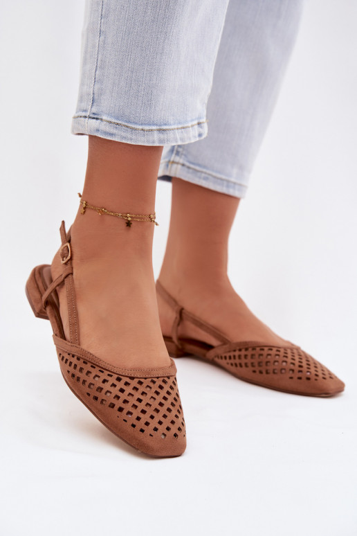 Ballerines ajouréesen daim écologiqueu marron Farivelle